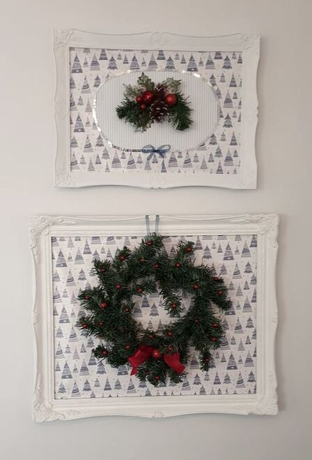 DIY Christmas Pictures in Blue White and Red